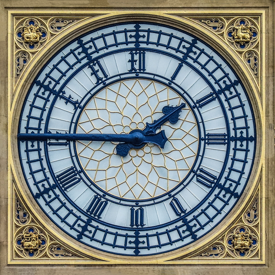 Big Ben's Blue Hands - Amanda Bancroft